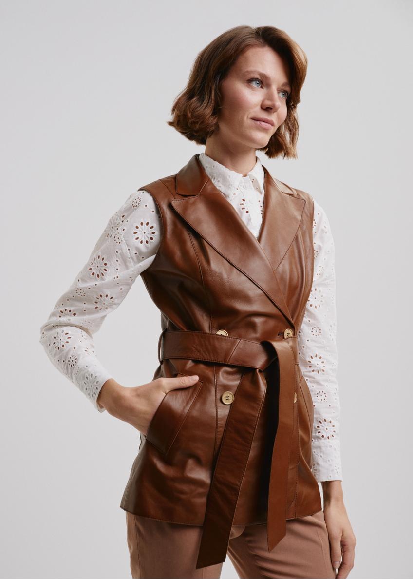 Жіночий шкіряний жилет коричневого кольору KAMDS-0006-1385(W24)-01