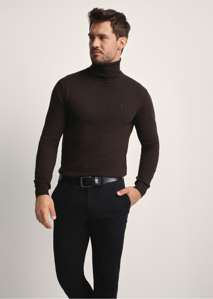 Чоловічий светр з коміром у темно-коричневому кольорі  SWEMT-0095B-90(Z25)