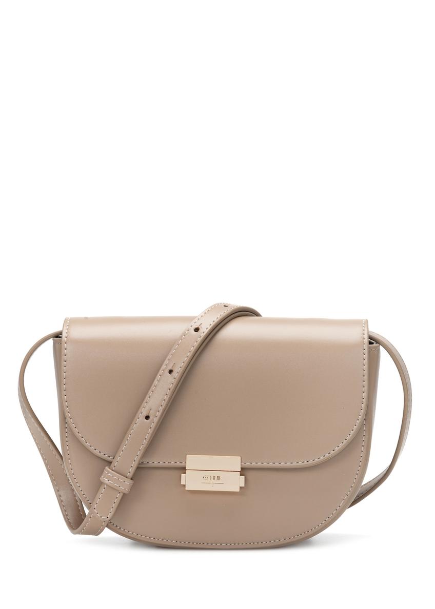 Жіноча напівкругла сумка-месенджер кольору верблюжого кольору TOREC-1127-1D(W26), вигляд виробу спереду на білому тлі.