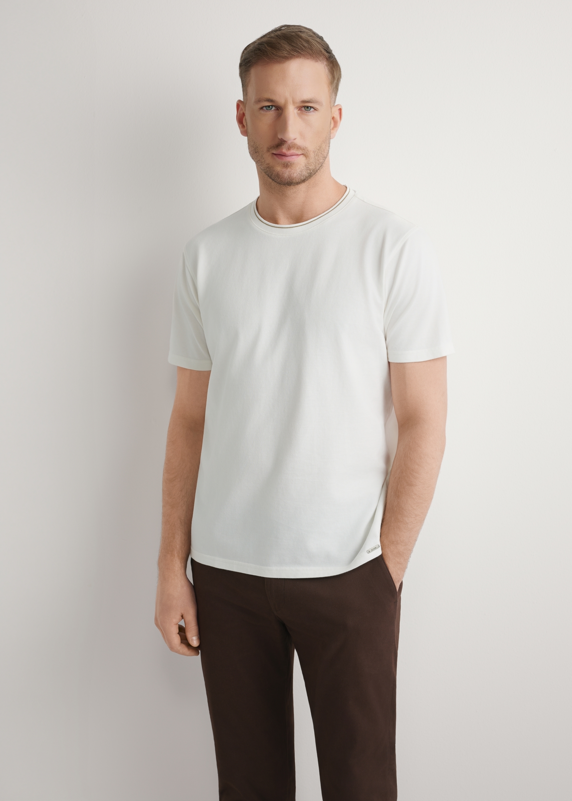 Biały T-shirt męski z bawełny TSHMT-0150-0B(W26)