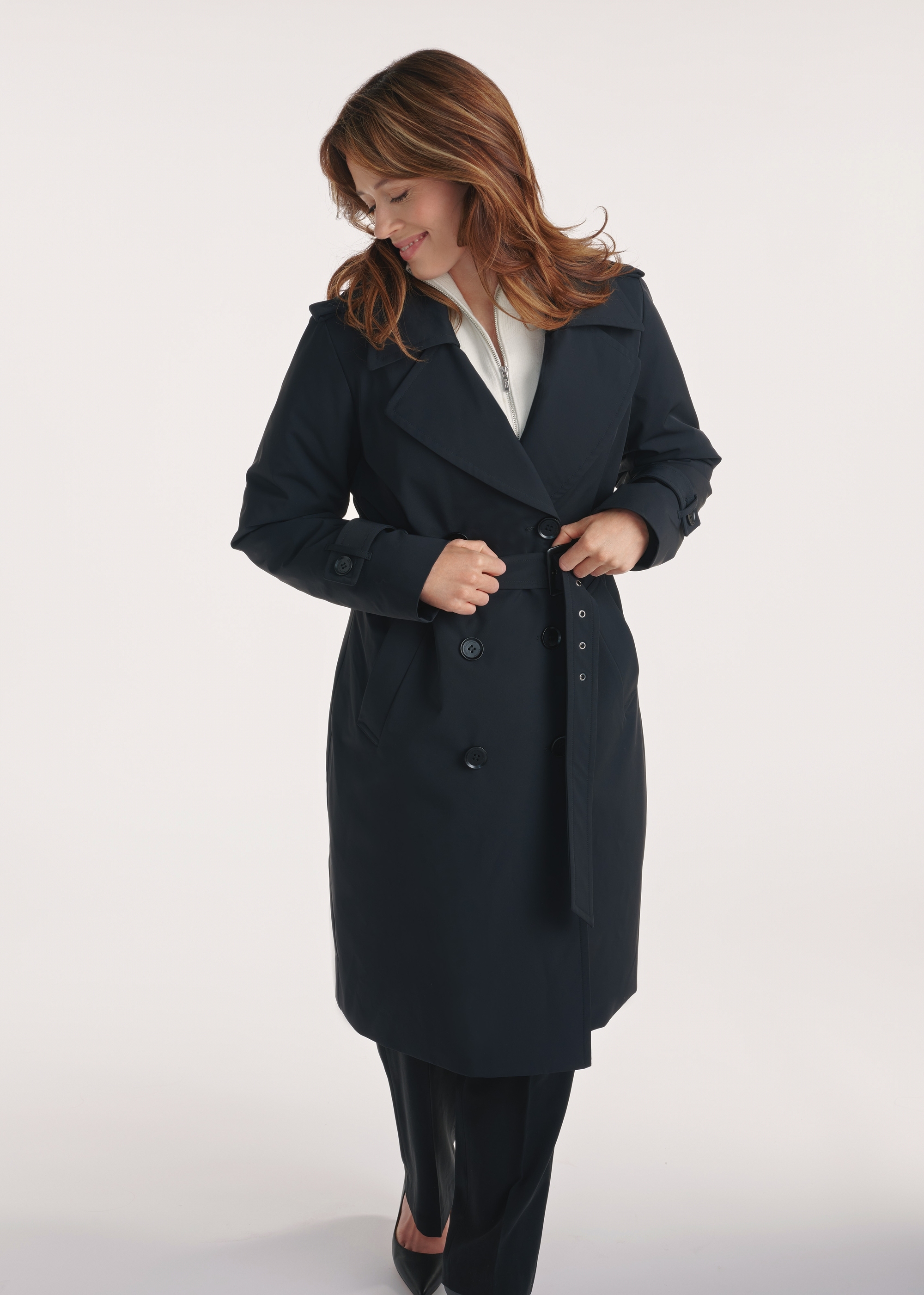 Чорний жіночий плащ з утепленням KURDT-0610-99(Z25)