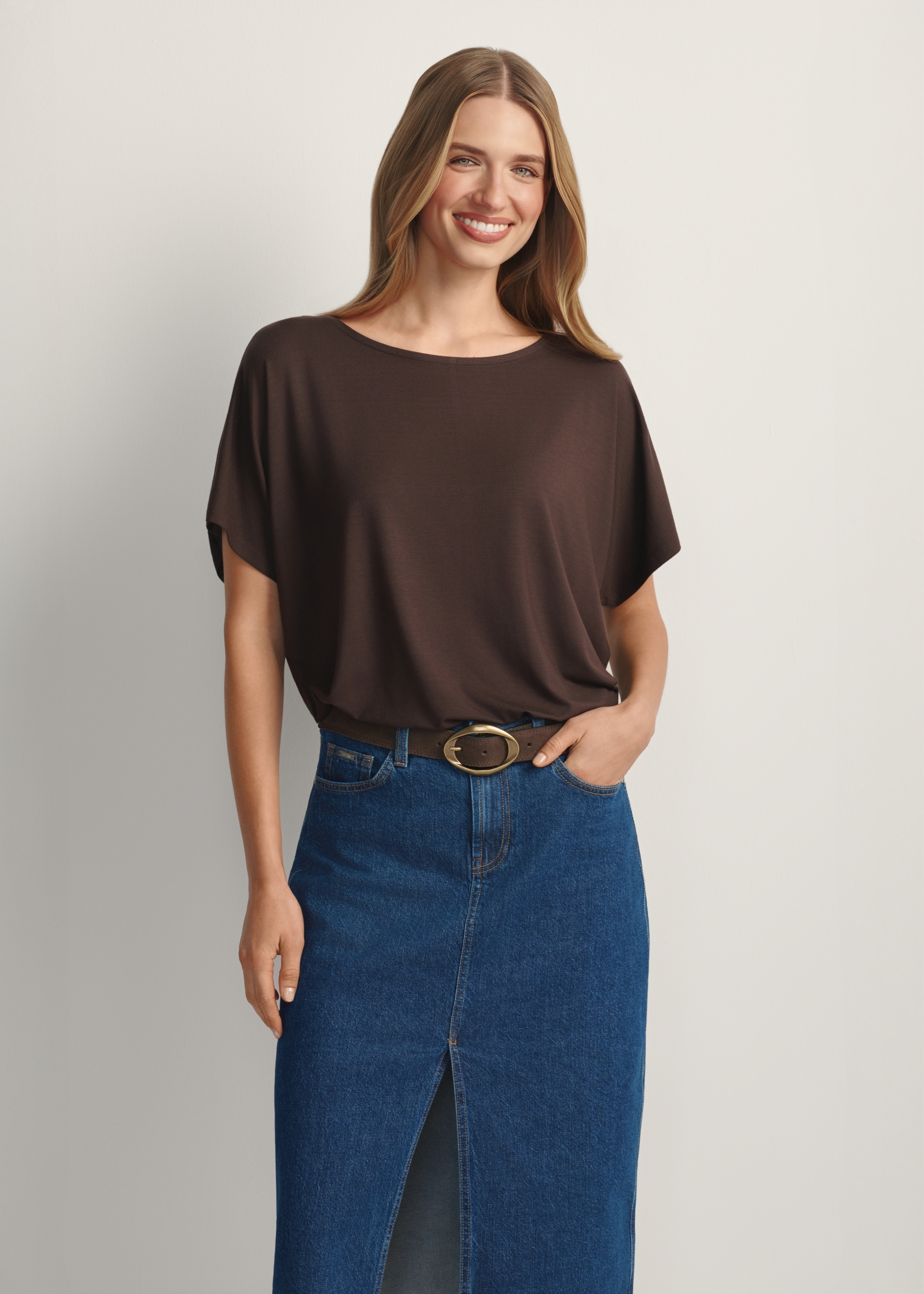 Коричнева жіноча блузка зі стягуючим низом BLUDT-0170-1I(W26)