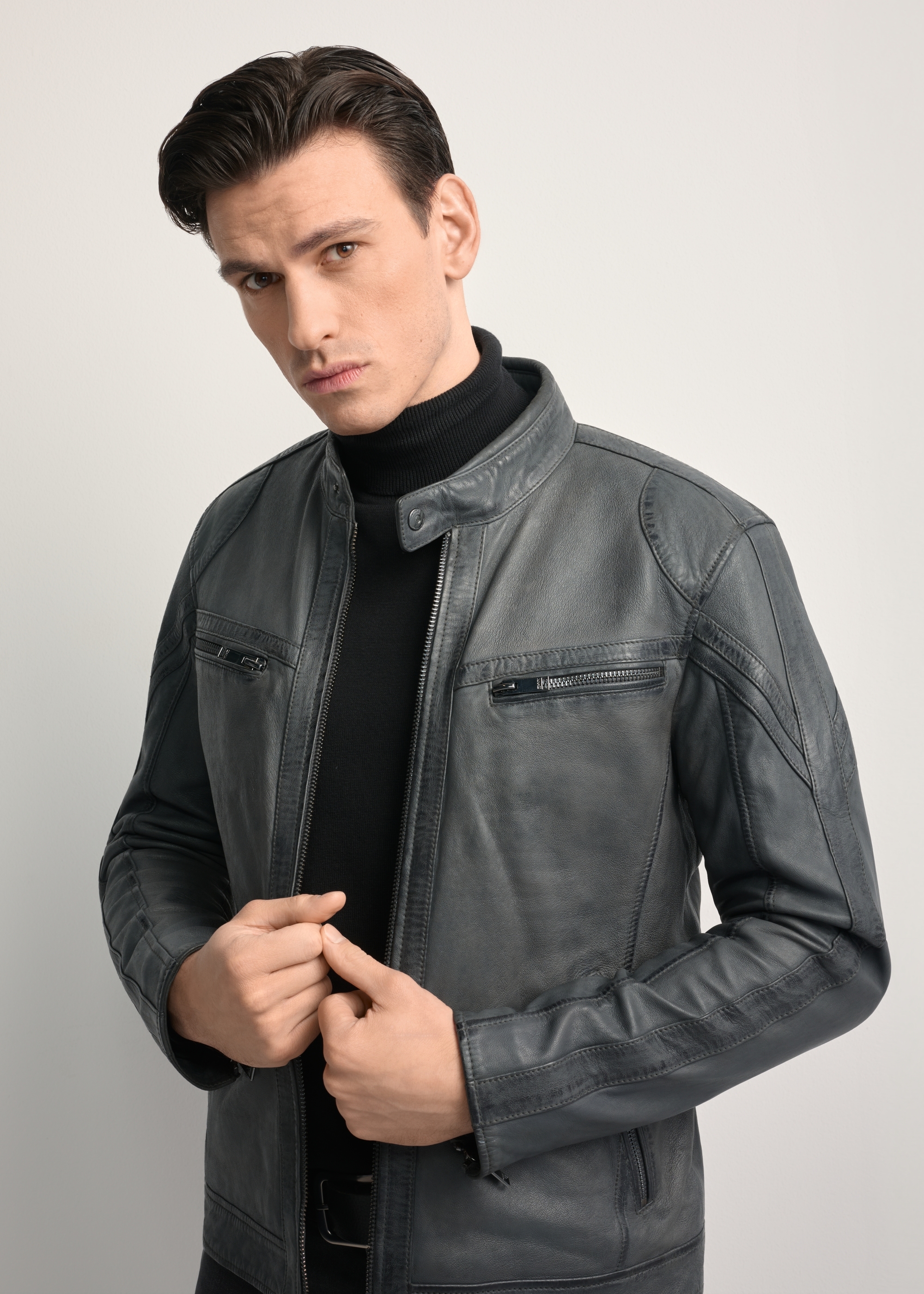 Графітова чоловіча шкіряна куртка KURMS-0393-9D(W26)
